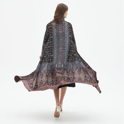 Totem print robe