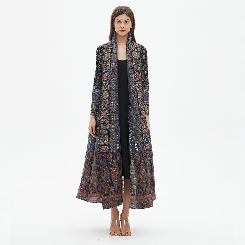 Totem print robe